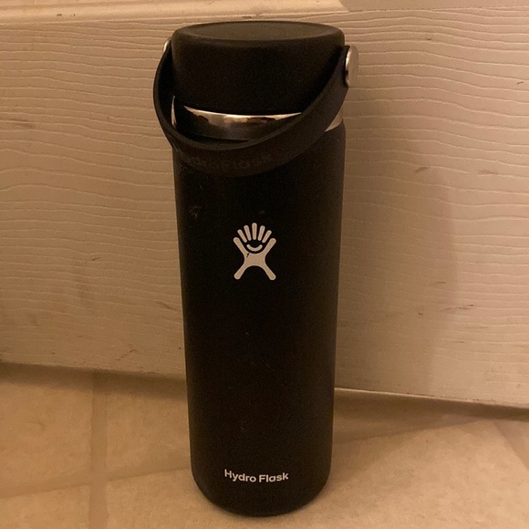 Hydro Flask Other - 20oz used black hydro flask